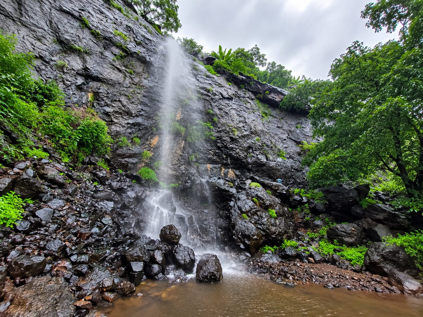 Khuniya Mahadev Waterfall